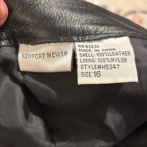 Black Leather Mini Skirt - Picture 2 of 6